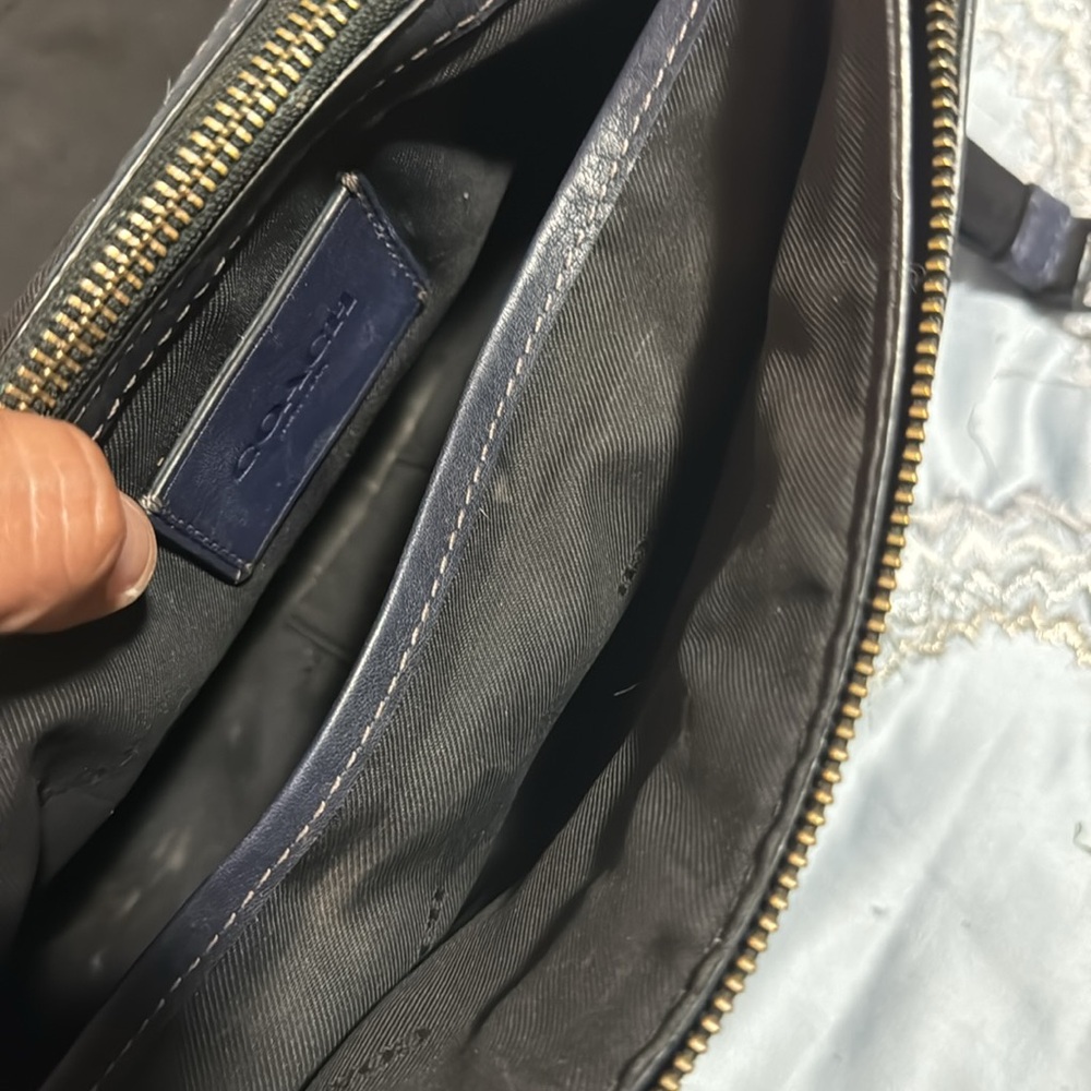 Coach Crossbody Bag Navy - Picture 9 of 9